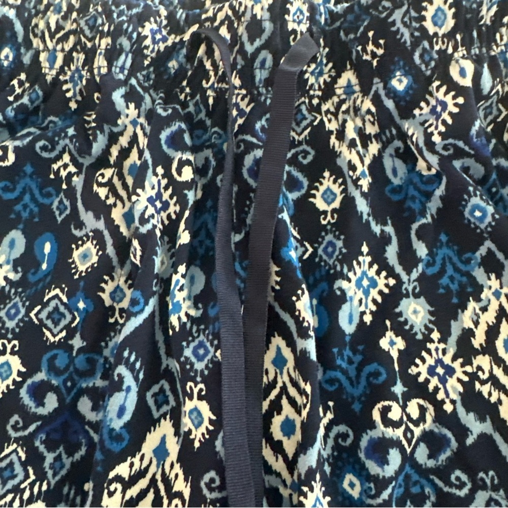 Cuddl Duds Navy Top with Blue Patterned Pajama Pants extra small with pockets - Picture 5 of 9